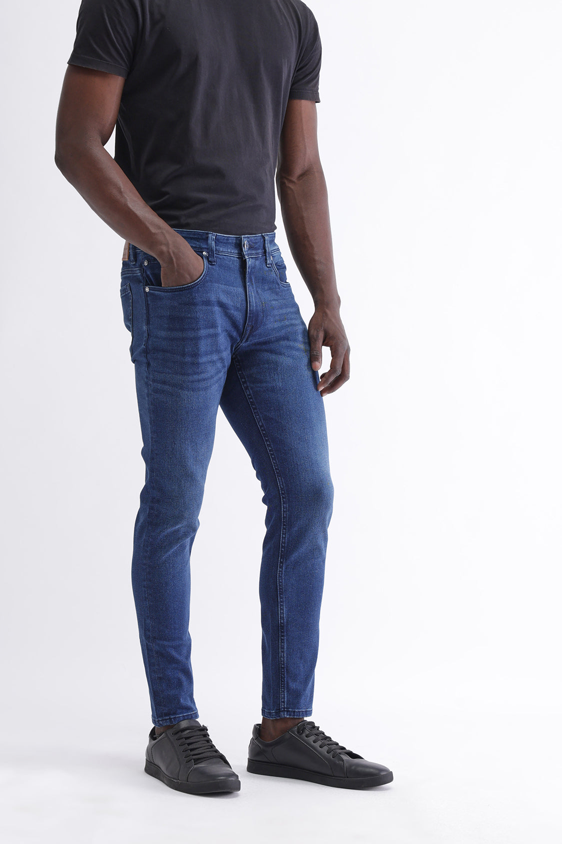Men Slim Mid Rise Blue Jeans Men Slim Mid Rise Blue Jeans