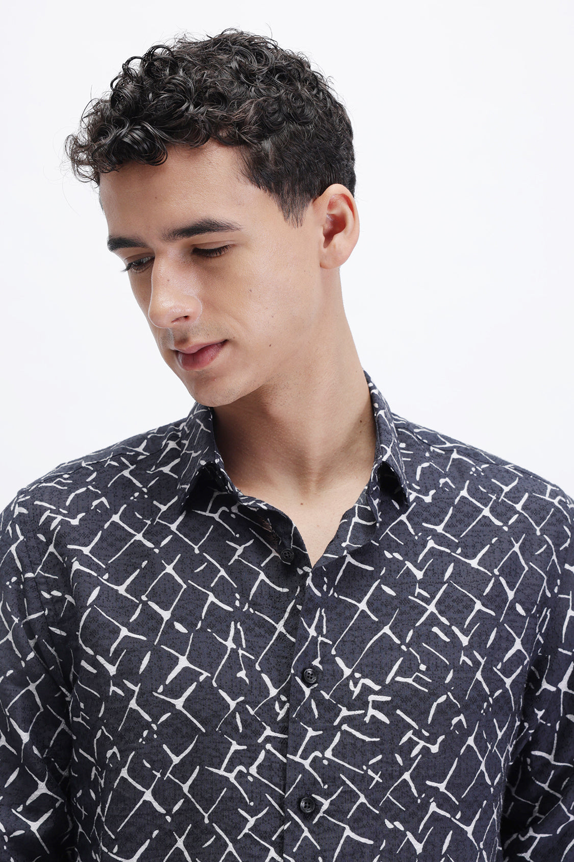 ABSTRACT PRINTED SLIM FIT SHIRT ABSTRACT PRINTED SLIM FIT SHIRT