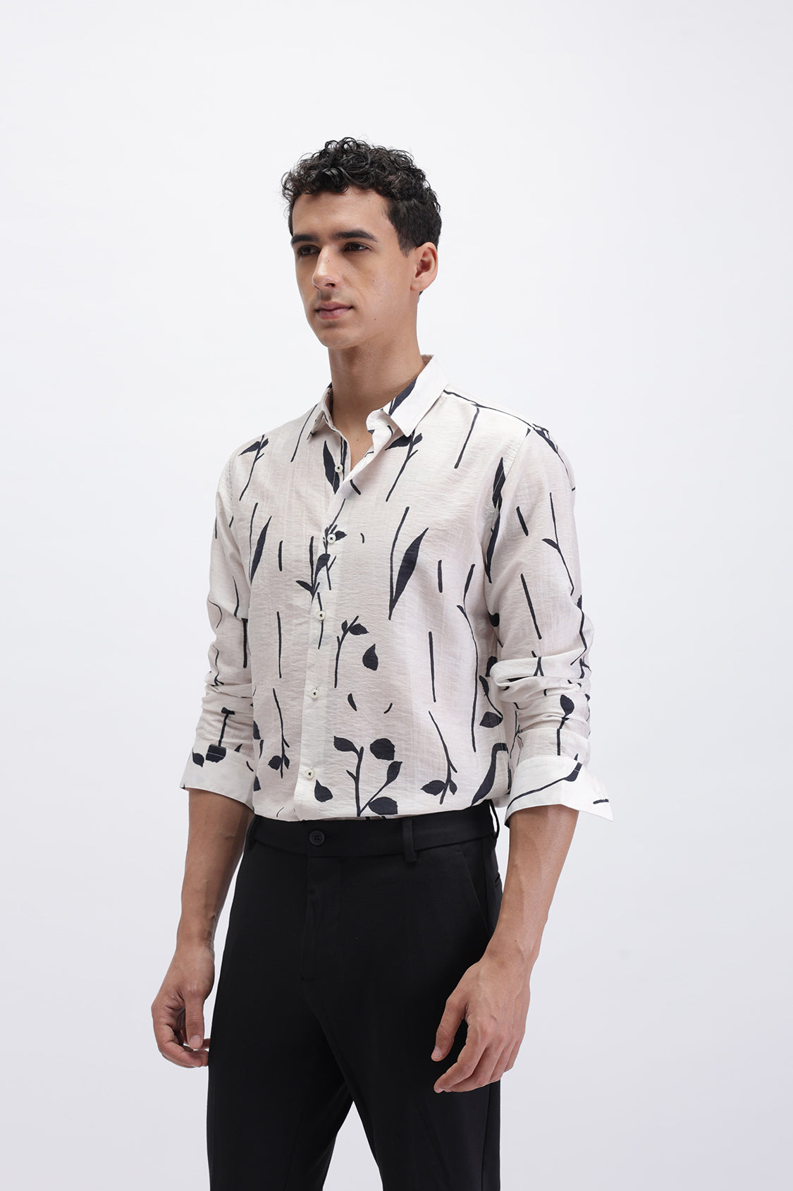 LEAF PRINTED SHIRT