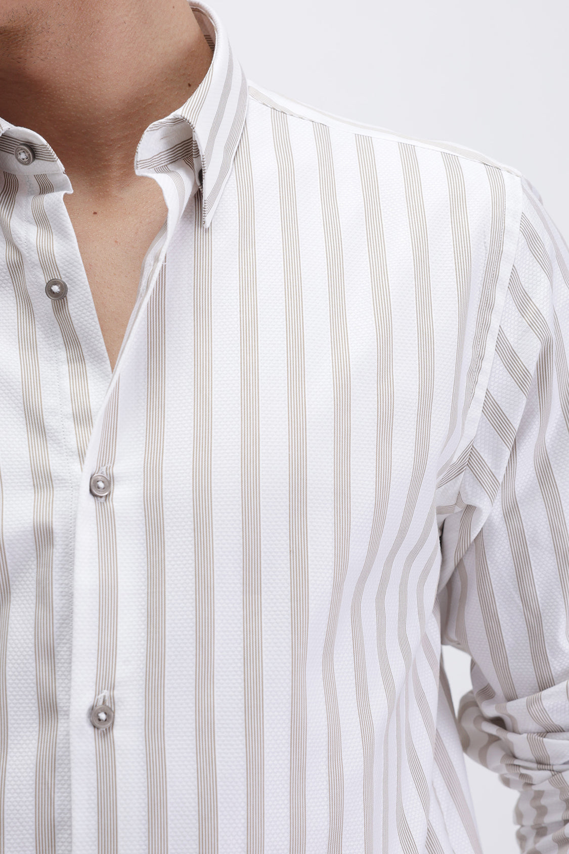 VERTICAL STRIPED SLIM FIT SHIRT VERTICAL STRIPED SLIM FIT SHIRT
