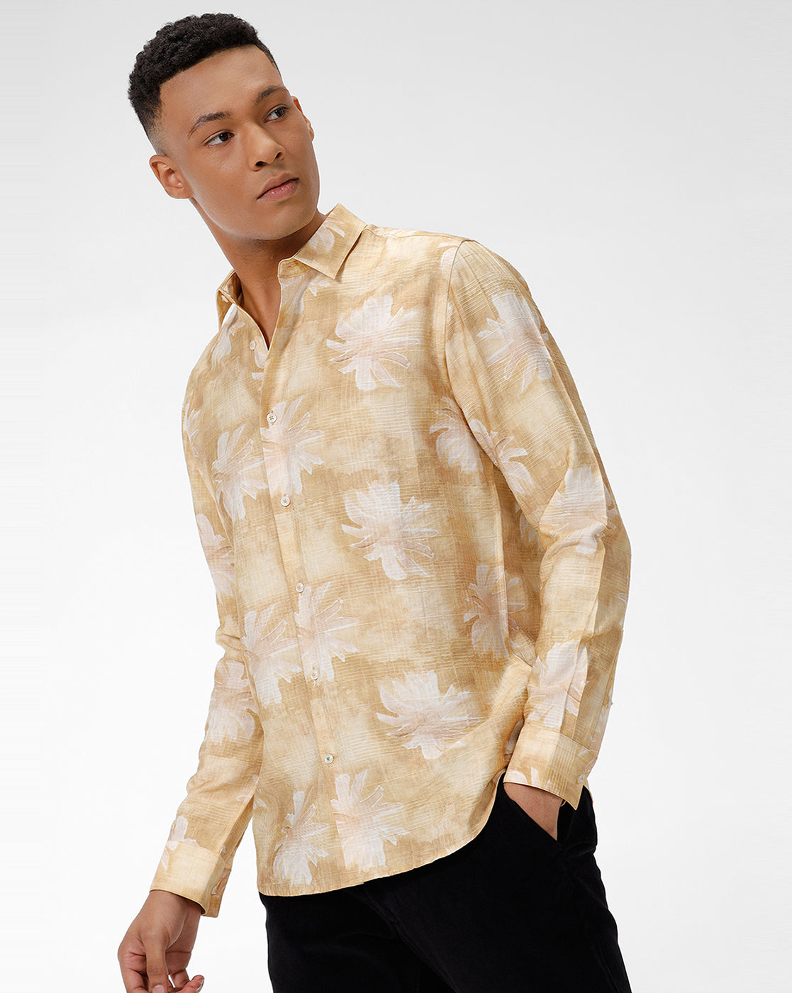 Moose Yellow Flower Print Casual Shirt Moose Yellow Flower Print Casual Shirt