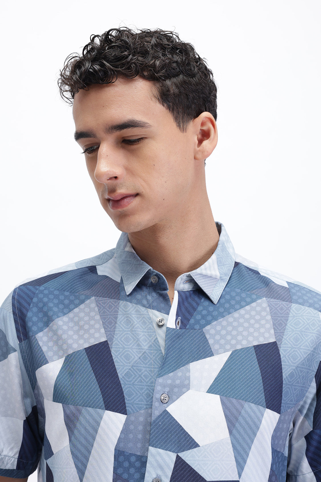 ABSTRACT PRINTED HALF SLEEVES SHIRT ABSTRACT PRINTED HALF SLEEVES SHIRT