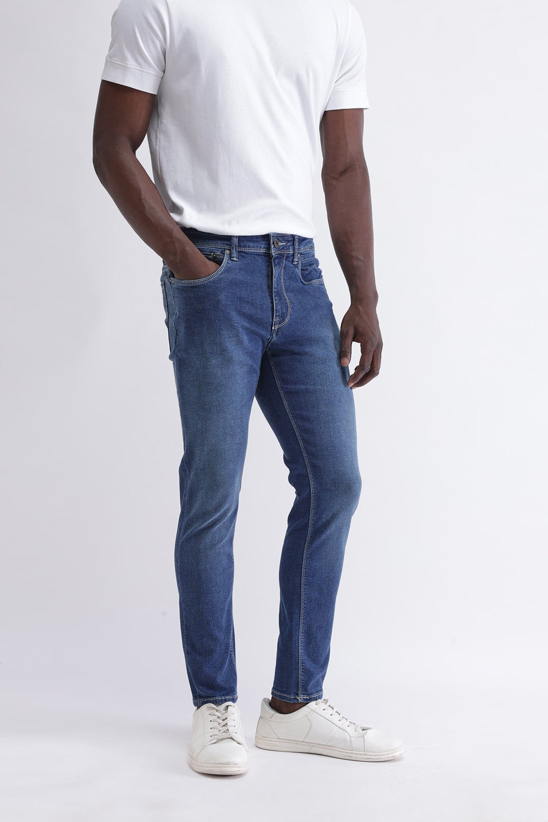 Men Slim Mid Rise Blue Jeans Men Slim Mid Rise Blue Jeans
