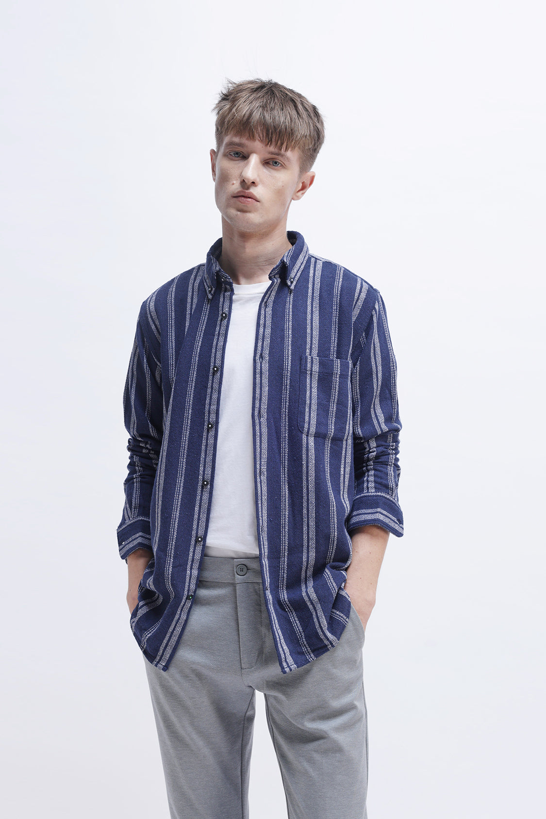 VERTICAL STRIPED SLIM FIT SHIRT