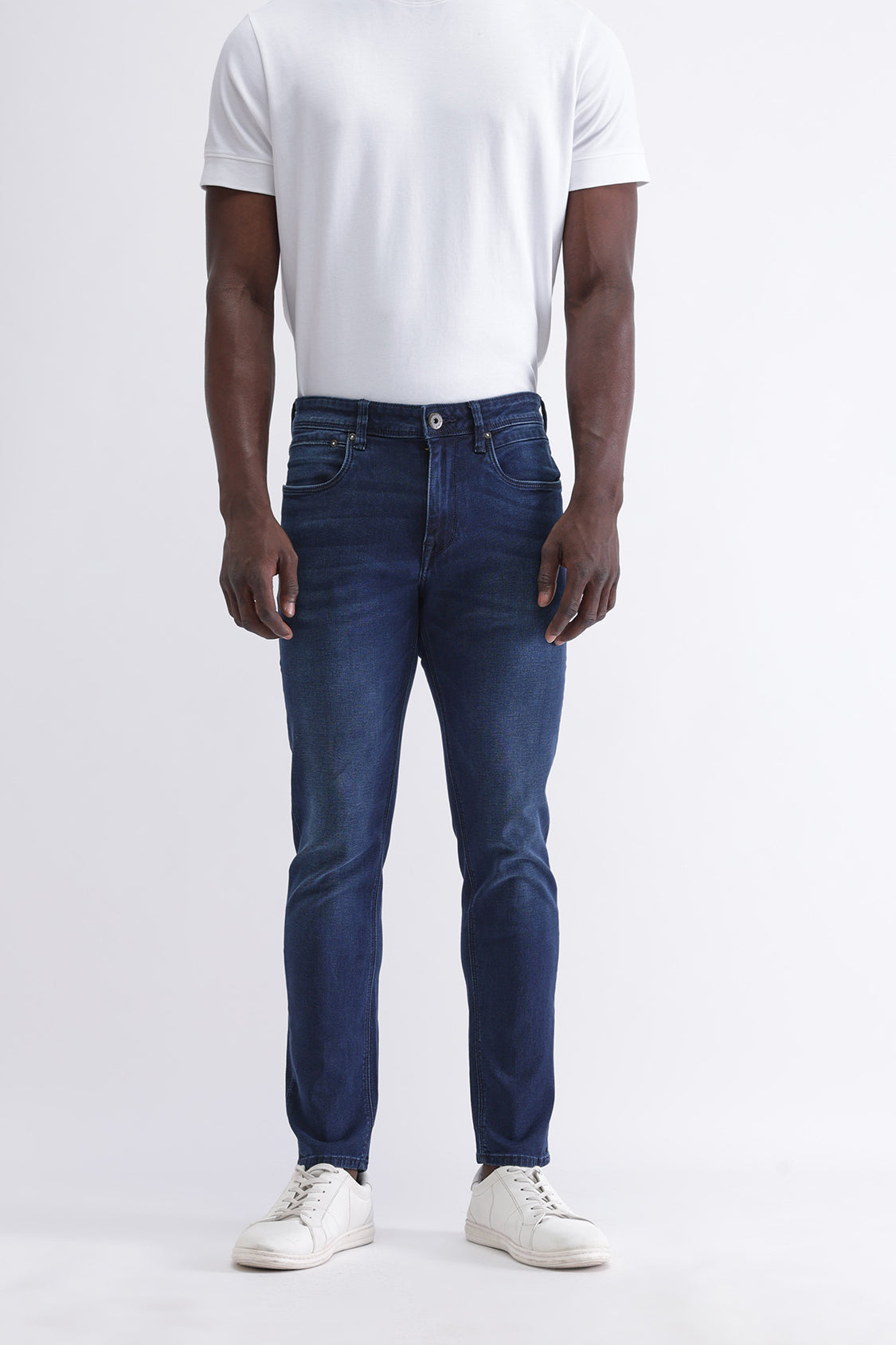 Men Slim Mid Rise Blue Jeans Men Slim Mid Rise Blue Jeans